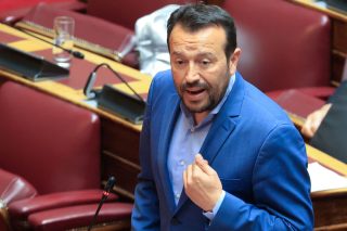 nikos papas